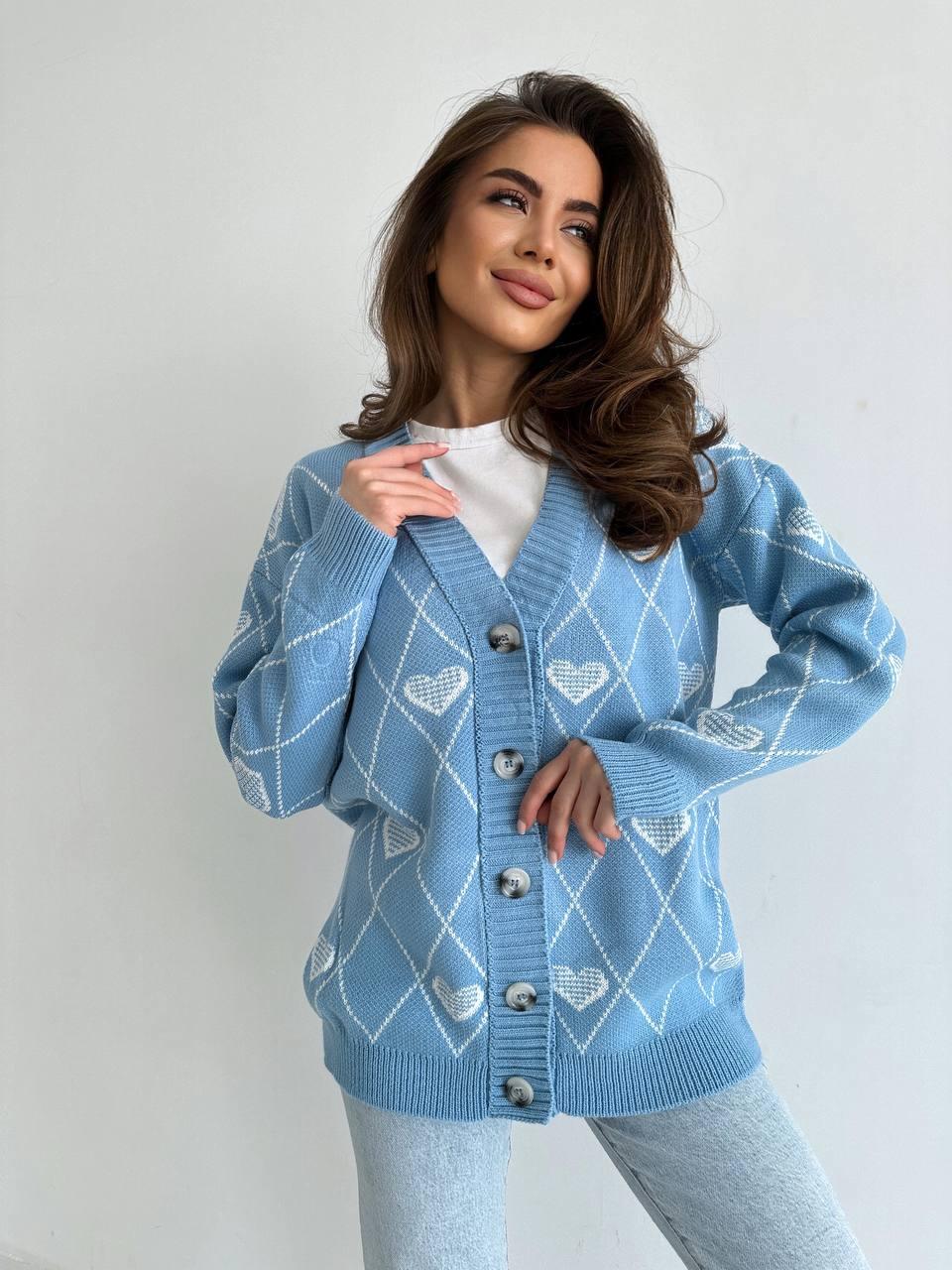 Жіночий кардиган на ґудзиках із молодіжним принтом у серці (р 42-46) 909518, фото 1