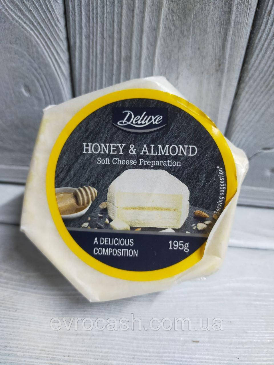 Deluxe м'який сир з медом і мигдалем 195гр