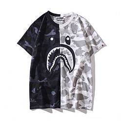 Футболка Bape Shark чорно-біла чоловіча жіноча унісекс камуфляжна