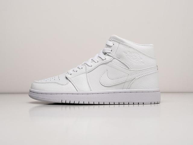 Белые высокие кроссовки Nike Air Jordan 1 Retro White фото