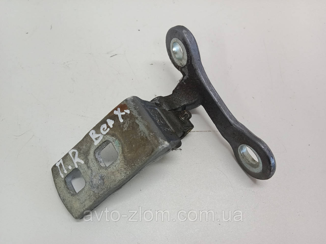 Петля дверей Opel Vectra C, Опель Вектра Ц. Передня права верхня., фото 1