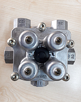 Клапан 4-х контурний б/в MAN TGX EURO 6 (81521166090) оригінал, 120х120х130 мм