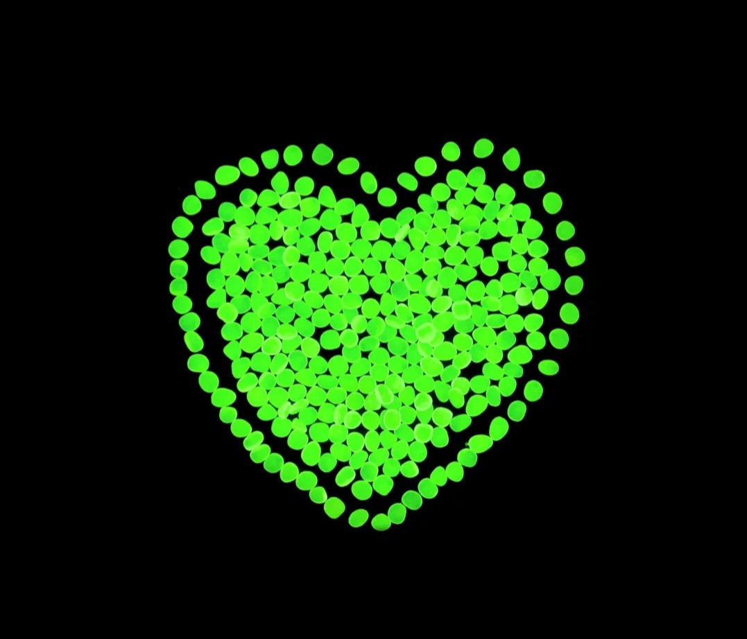 Фосфорні камені в акваріум салатові маленькі - у наборі біля 300шт., (розмір одного каменя 1см), фото 1