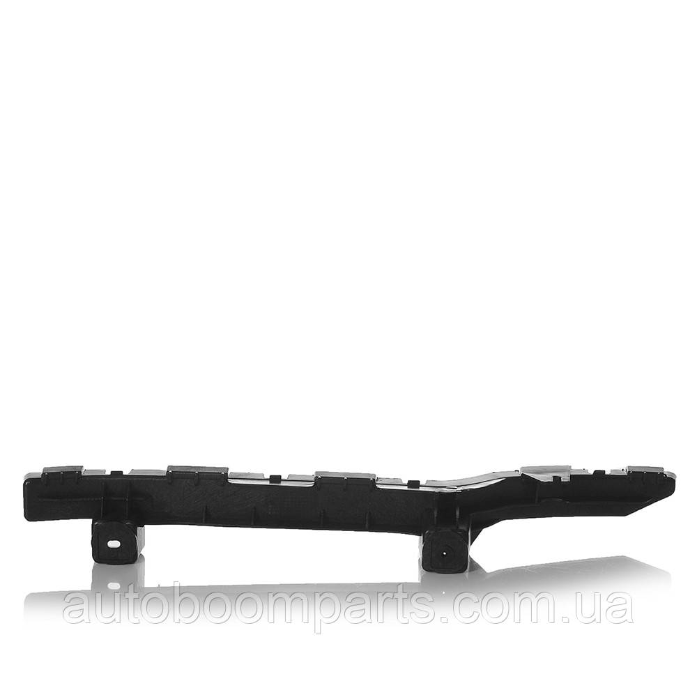 5178413AF Направляюча заднього бампера ліва Dodge Journey 09-13