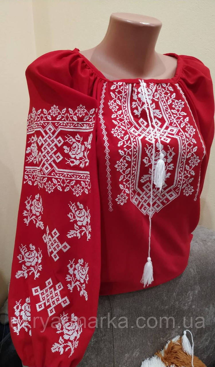 Жіноча вишиванка "Трояндова альтанка"-3