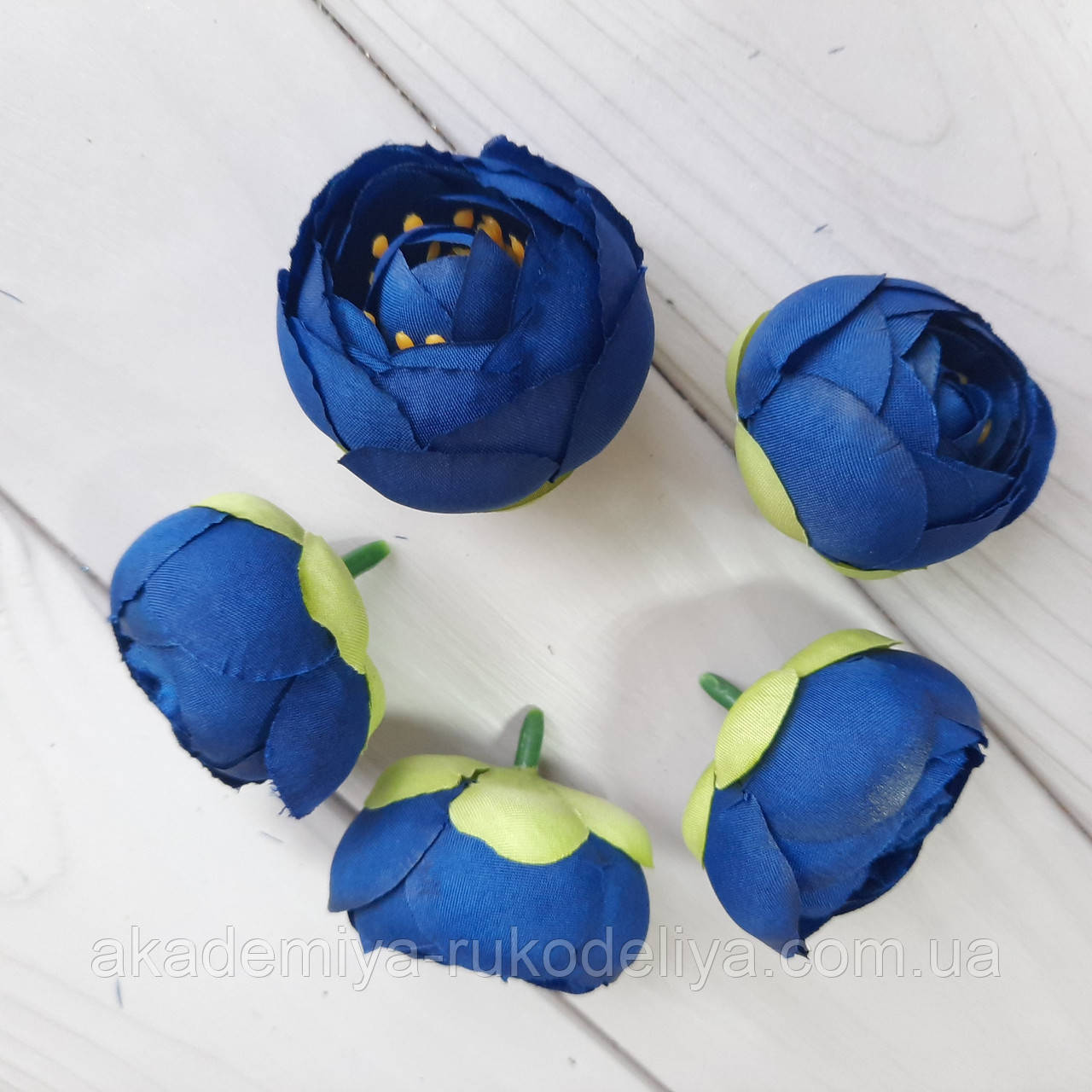 Півонії (ранюнкулюси) з тканини темно-сині d — 4 см, фото 1