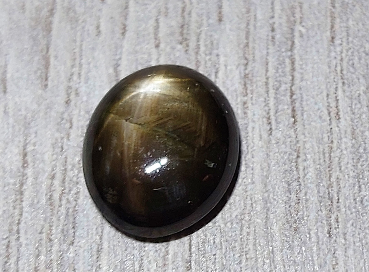 Зірчастий сапфір 3.1 Ct 10,6 x 8,7 x 2,8 мм