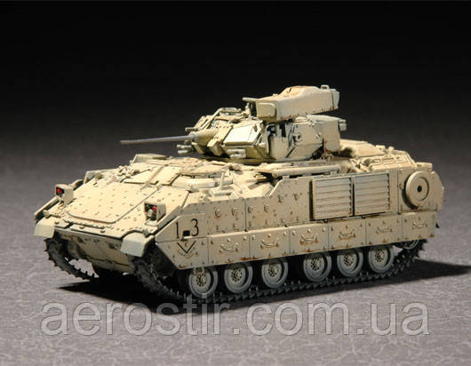 M2A2 ODS/ODS-E Bradley 1/72 Trumpeter 07297, фото 1