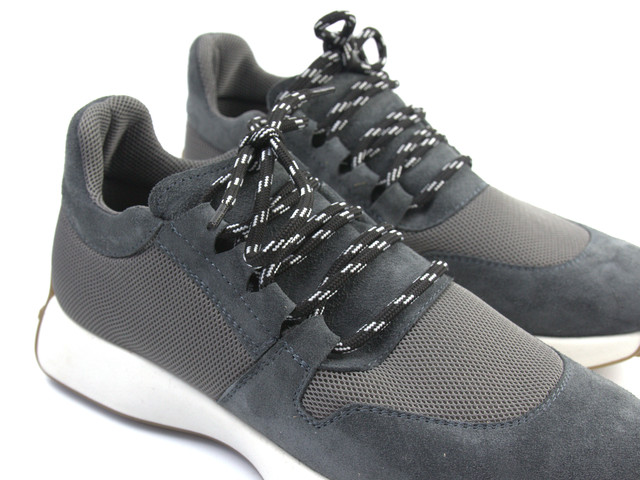 Перевага жіночих літніх кросівок Cosmo Shoes Finni Grey Vel є чудова вентиляція ніг