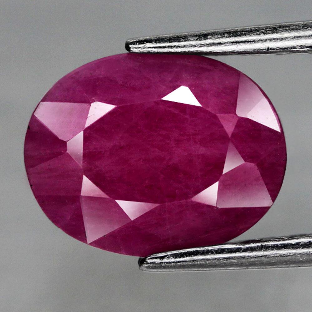 Рубін натуральний 1.84 Ct. 9 x 7 x 2.7 mm