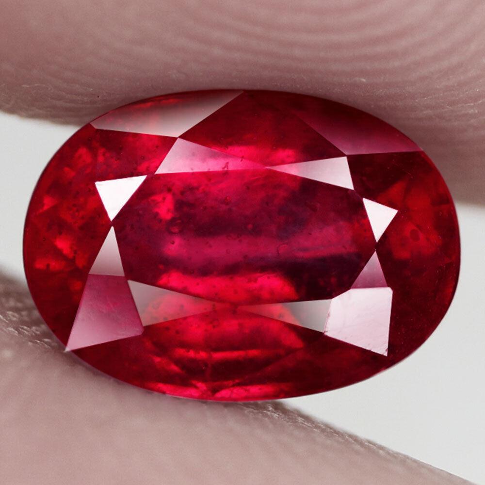 Рубін  3.77 Ct. 9.9 x 7.1 x 5.4 mm, фото 1