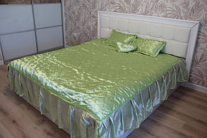 Покривало атласне з подушками зелене