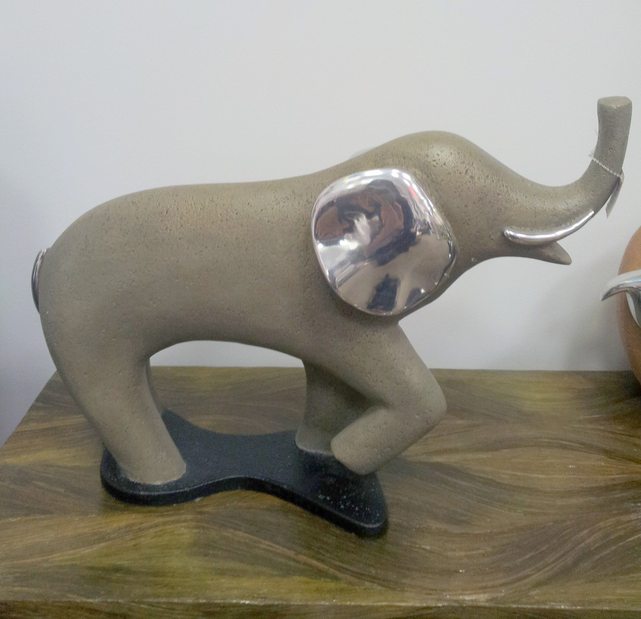 Миниатюрная скульптура Слон каменная крошка (статуэтка, фигурка). - фото 2 - id-p660183542