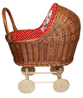 Ляльковий візок плетений з лози