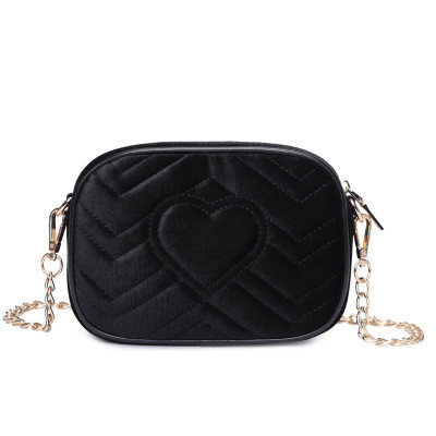 Сумочка з серцем