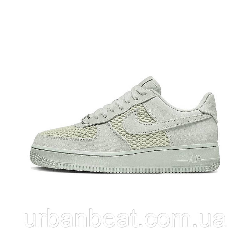 Жіночі кросівки WMNS NIKE AIR FORCE 1 07 DX4108-001
