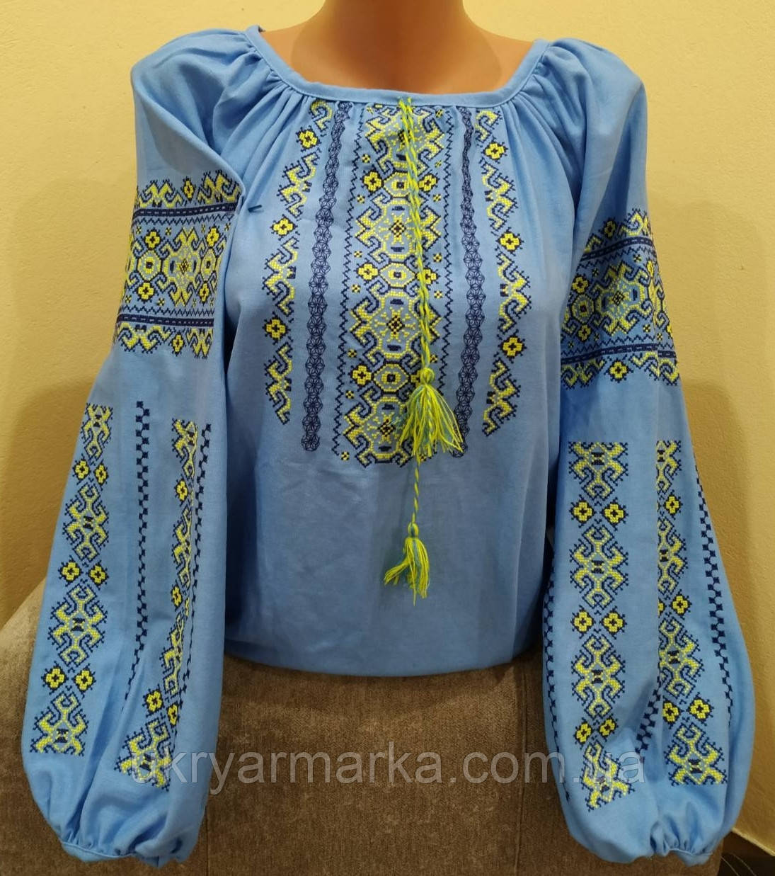 Жіноча вишиванка "Голубінь"