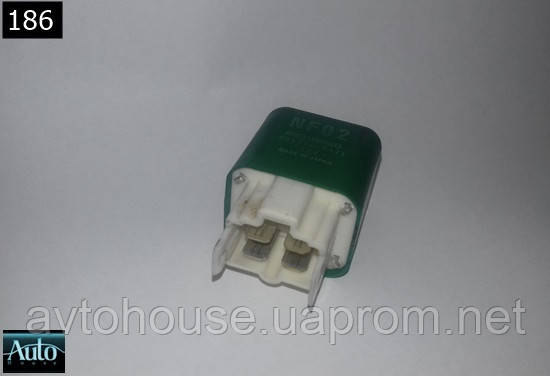 Реле топливного насоса Mazda 626, 929, MX6 88-97г.(4P)
