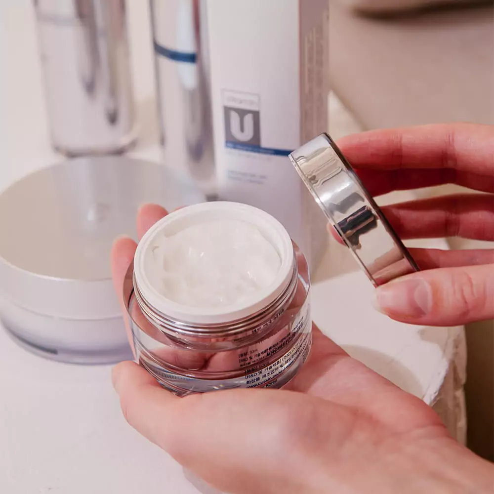 Антивіковий крем від зморшок з вітаміном U і пептидами CUSkin Vitamin U Cream, фото 1