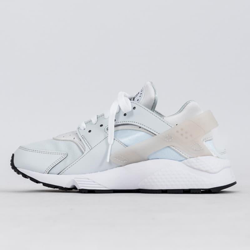 Жіночі кросівки W NIKE AIR HUARACHE DR5726-001, фото 1