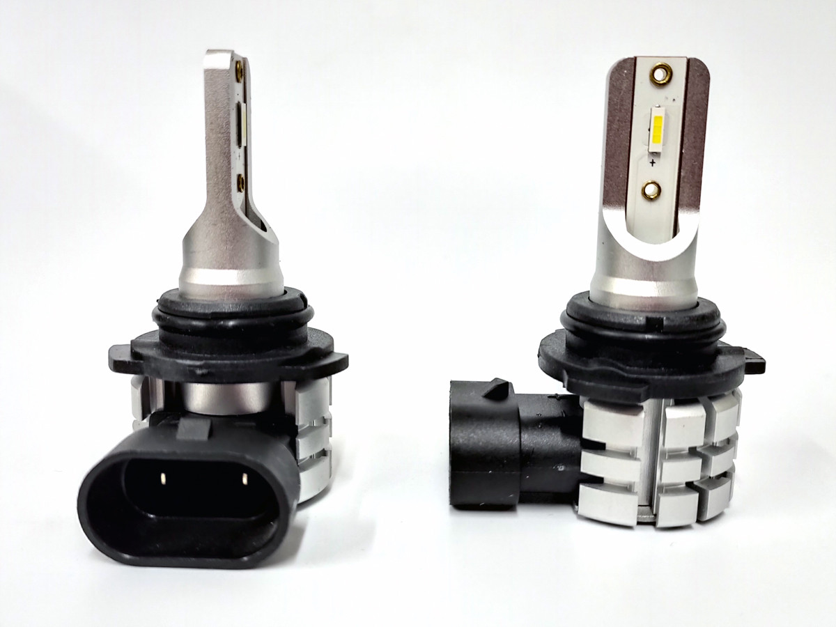 Комплект світлодіодних ламп M5 НВ4 (9006) 12-24V 40W P22d chip 3570 6500K, фото 1