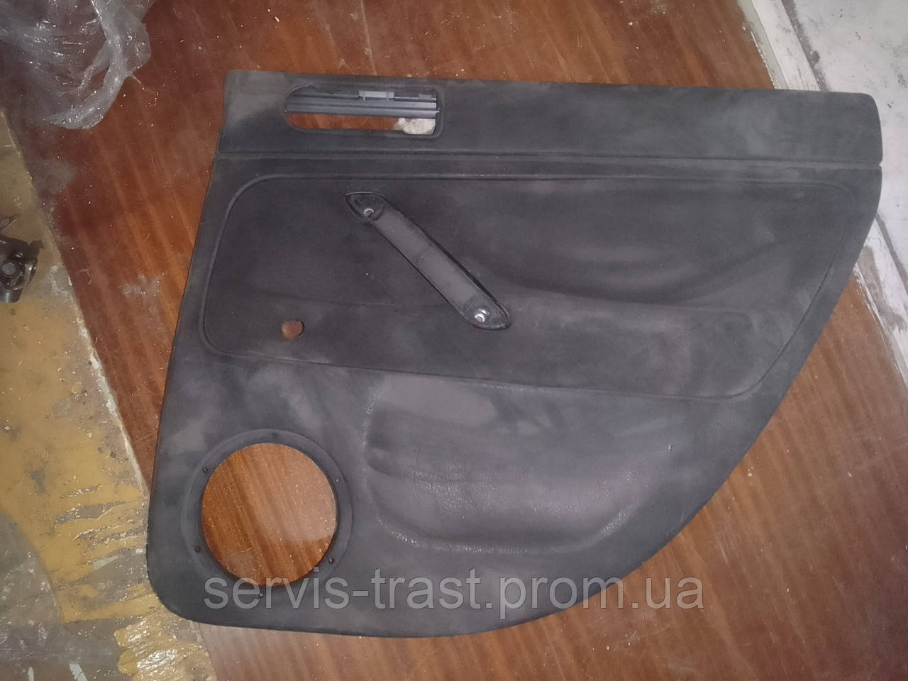 Карта Volkswagen Passat B5 задня права