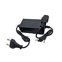 Зарядний пристрій для обприскувача