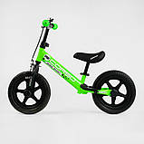 Біговел Corso 12" 65166 EVA (ПЕНА) зі сталевою рамою та ручним гальмом, з підставкою для ніжок і підніжкою, фото 4