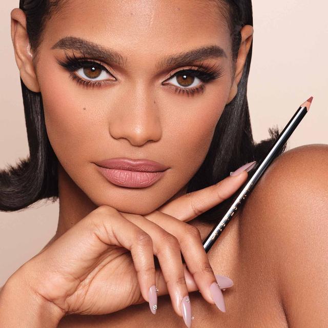 Anastasia Beverly Hills Lip Liner Raisin Anastasia Beverly Hills Lip Liner Raisin