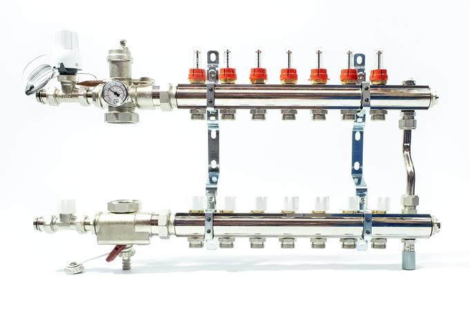 Комплект колекторів LUXOR із вбудованими вентилями, витратомірами та розповітрювачем, 7 виходів