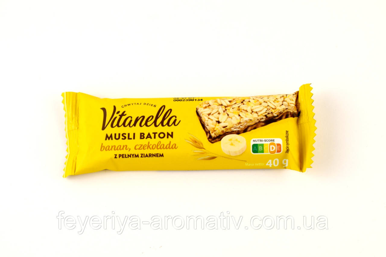 Батончик злаковий з бананом та молочним шоколадом Vitanella 40 г Польща