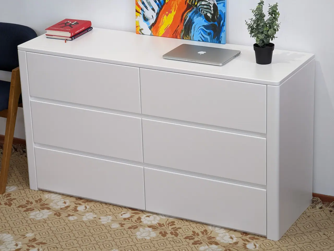 Білий великий комод "Еко" з дерева з фурнітурою Blum 140 cм