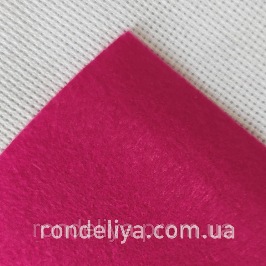 Фетр 2 мм рожевий (90х100 см)