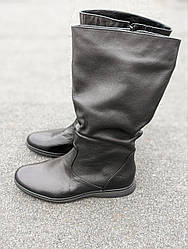 STTOPA демі. Висота 35 см. Розмір 44-29,5 см. Чоботи великих розмірів шкіряні. 275-4045 Чорні