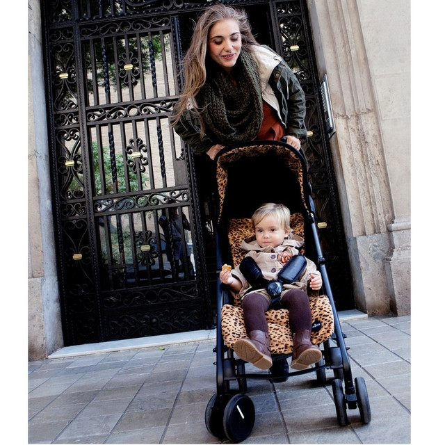 Коляска-тростина