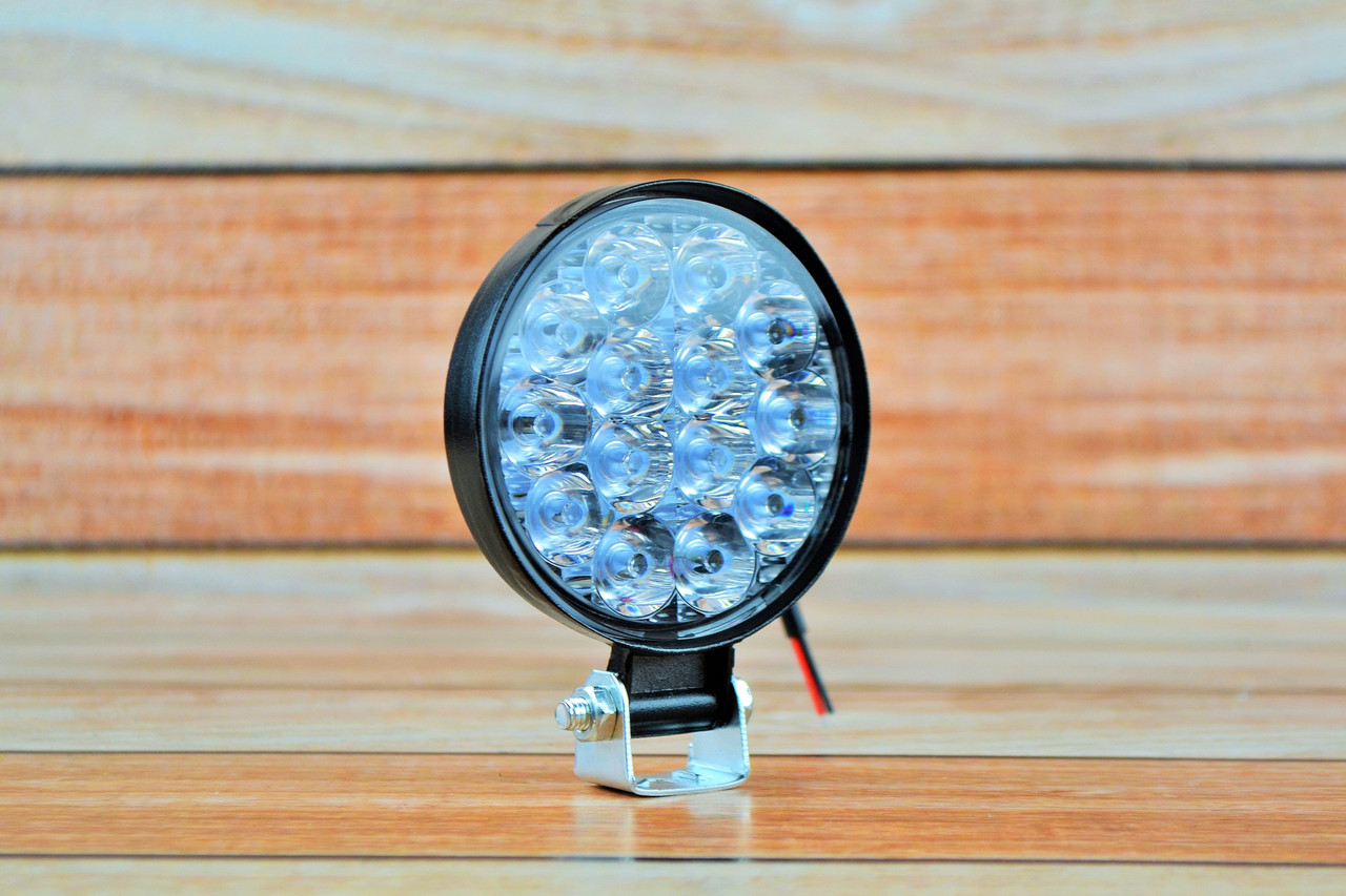 Фара LED Кругла 42W 6000K (14 діодів) (8.5 см х 8.5 см х 1,5 см) Mini ...