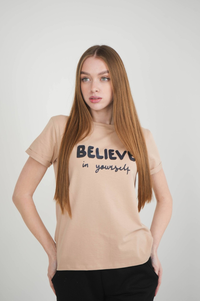 Жіноча футболка з принтом Believee