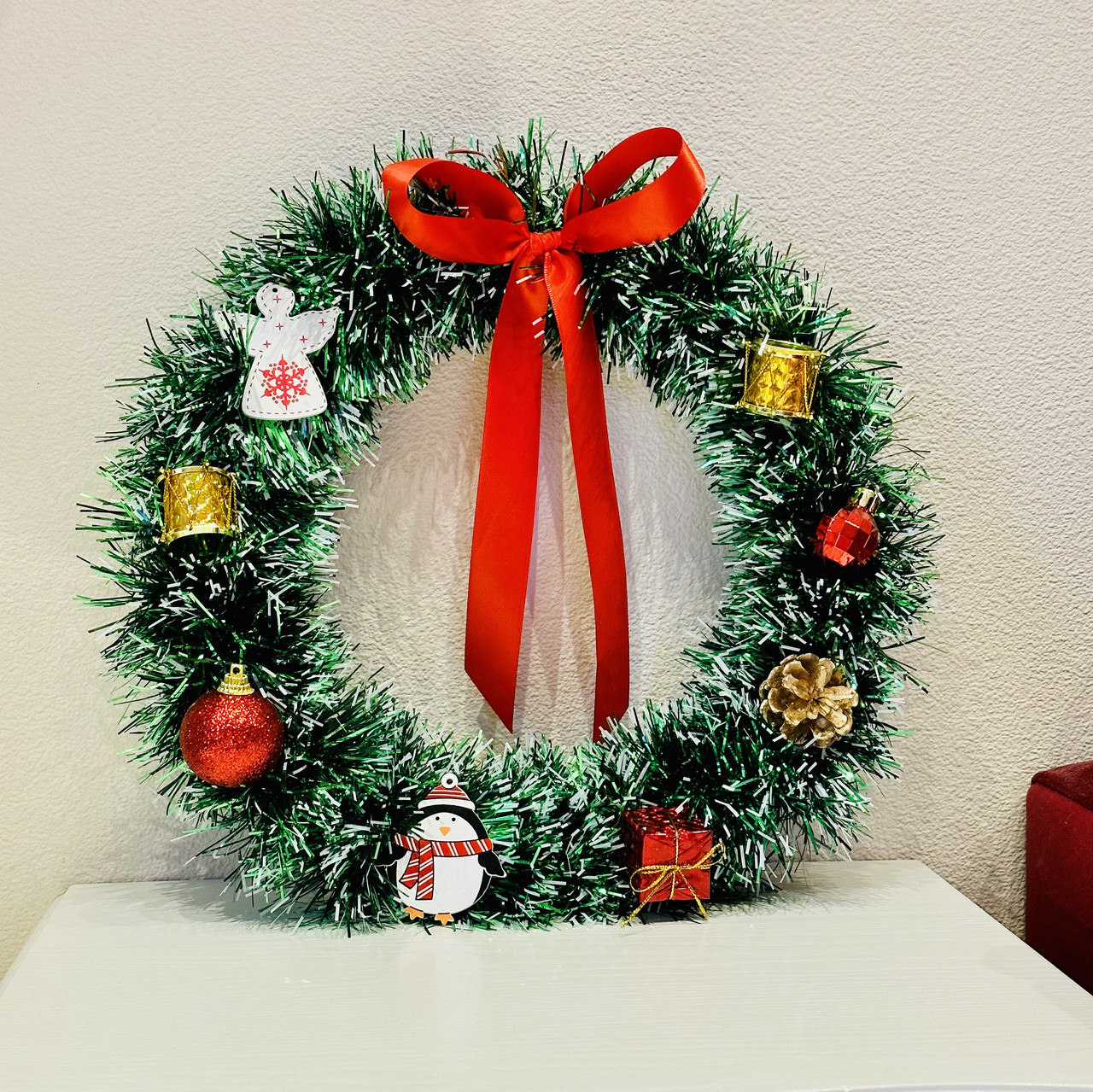 Стильний різдвяний, Новорічний вінок на двері, новорічний декор для дому (28 см)
