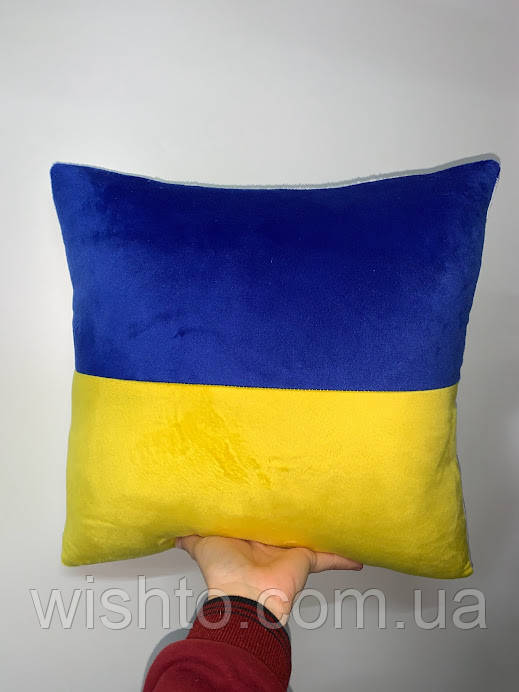 Подушка плюшева патріотична (флаг України)
