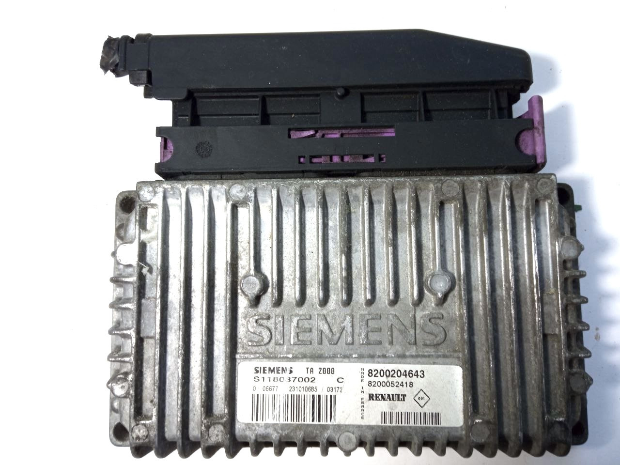 Електронний блок керування renault S118037002C / 8200204643