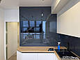 Скляний однотонний фартух на стіну кухню / Скиналі синього кольору, фото 2