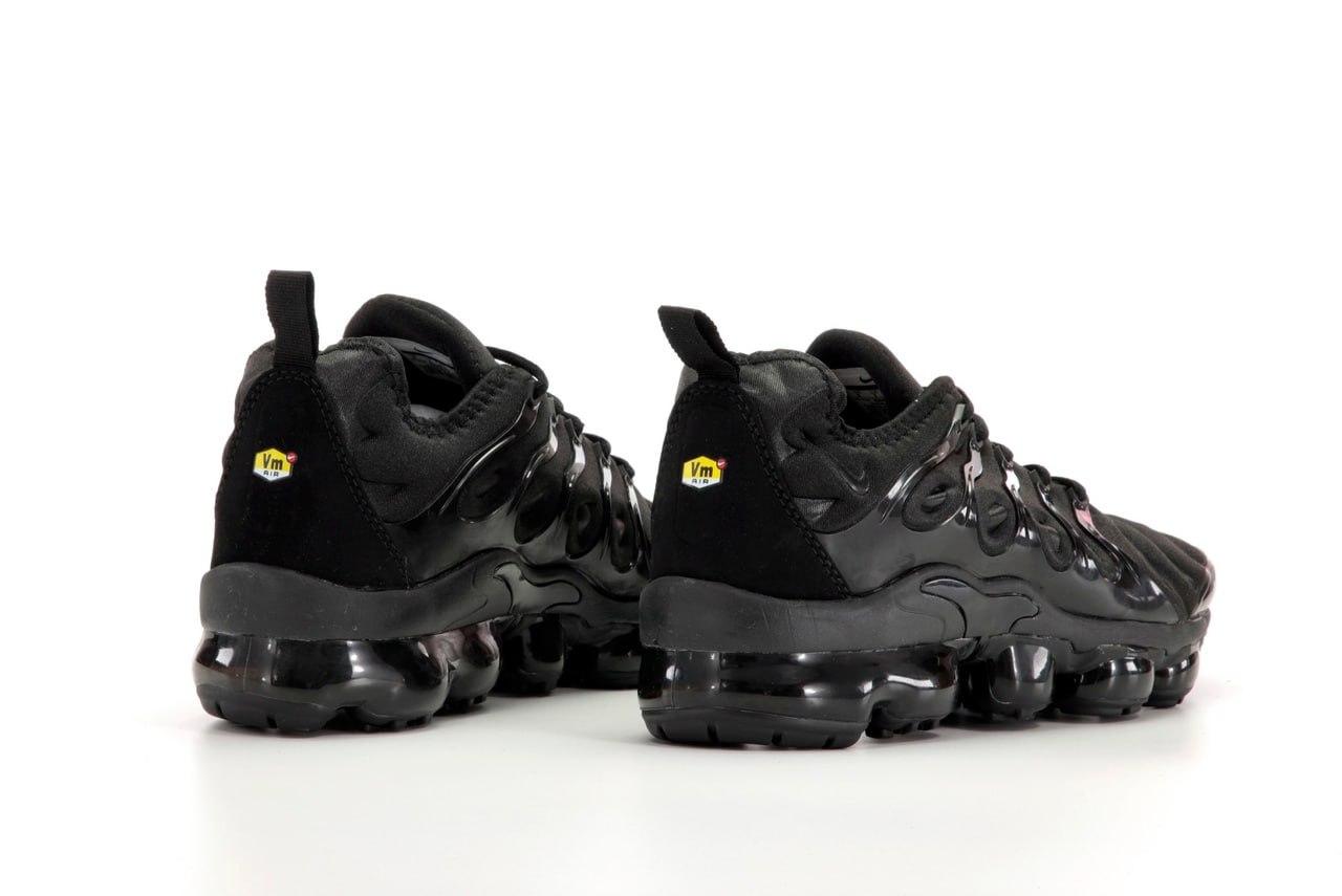 2018 nike hotsell vapormax plus