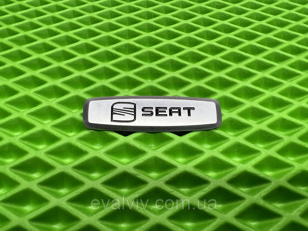 Логотип Seat на килимки для авто та іншу автоатрибутику
