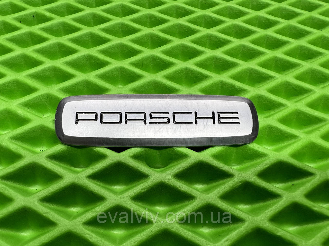 Логотип Porsche на килимки для авто та іншу автоатрибутику, фото 1