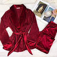 Женский пижамный костюм укороченный халат с воротником шаль бордового цвета