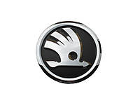 Эмблема решетки радиатора Skoda Octavia/Fabia/Rapid/Superb/Roomster черная (шкода октавия) 5J0853621AAUL