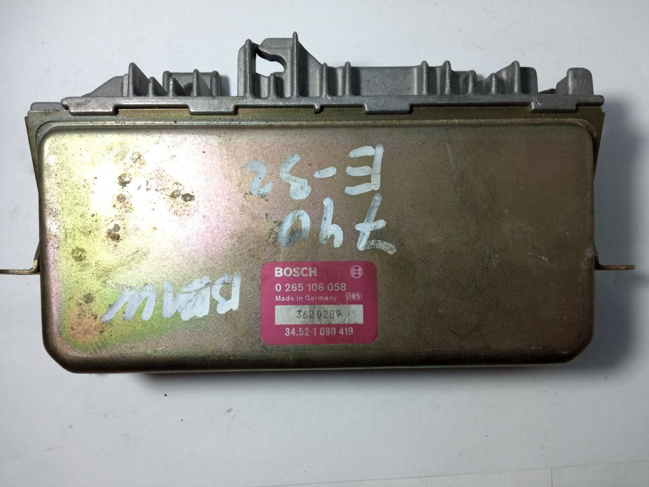 Електронний блок керування BMW E32 E34 ABS 0265106058 / 0 265 106 058