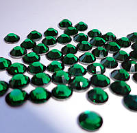 Стразы Emerald ss5 (1.7-1.9 мм) 100 шт