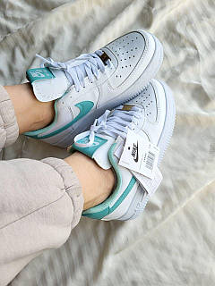 Nike air force green white deals
