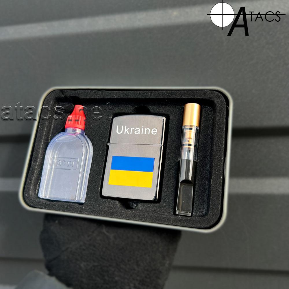 Набір подарунковий із бензиновою запальничкою в металевому кейсі